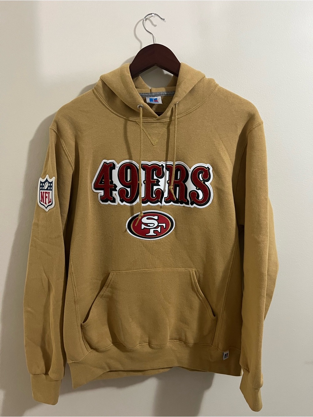 Vintage 2000s Russell Athletic San Francisco 49ers Hoodie Gold Mens M NFL Patch